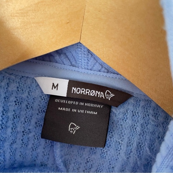 NORRONA Falketind Alpha120 Zip Hood Sherpa Fleece Fuzzy Pastel Blue Norway - Picture 6 of 16